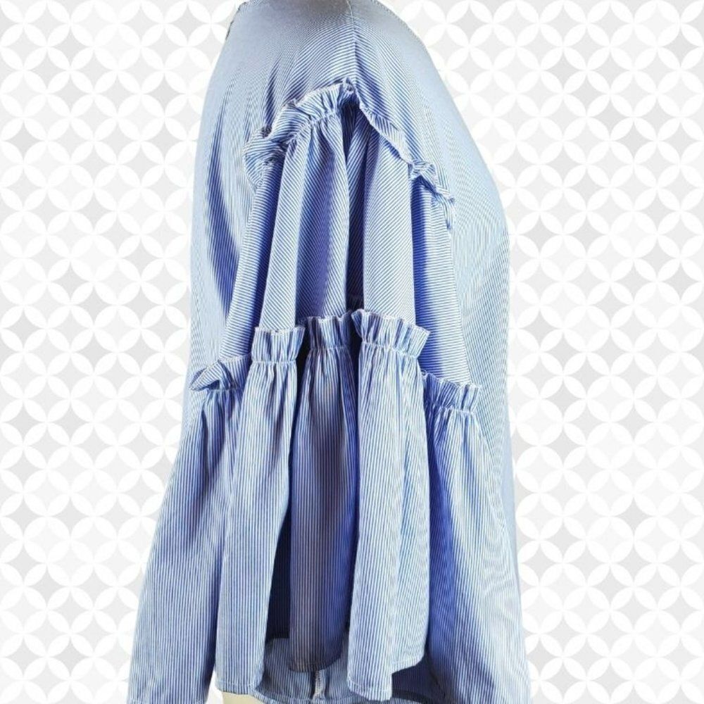 dRA Los Angeles blue & white pin striped wide ruffled bell sleeved blouse Sz M - Picture 6 of 10